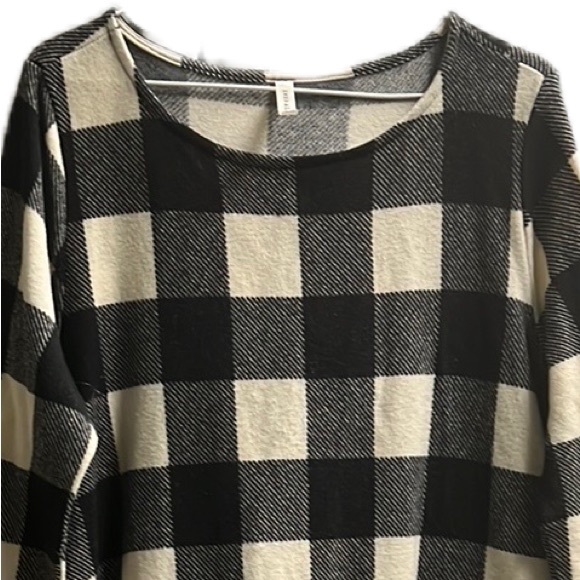 EMERALD, Checker Board Print, Scoop Neckline Shirt Dress, Black/Off White, 1X - Picture 4 of 6